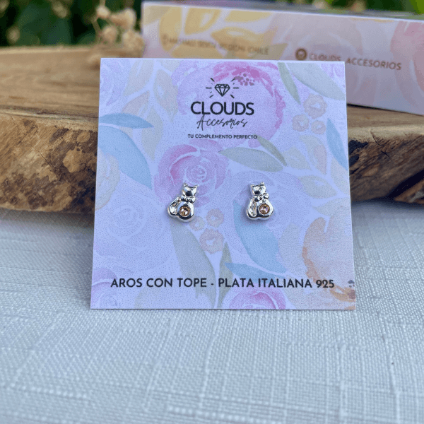 Aros tope de bebé con gatito con circón rosado